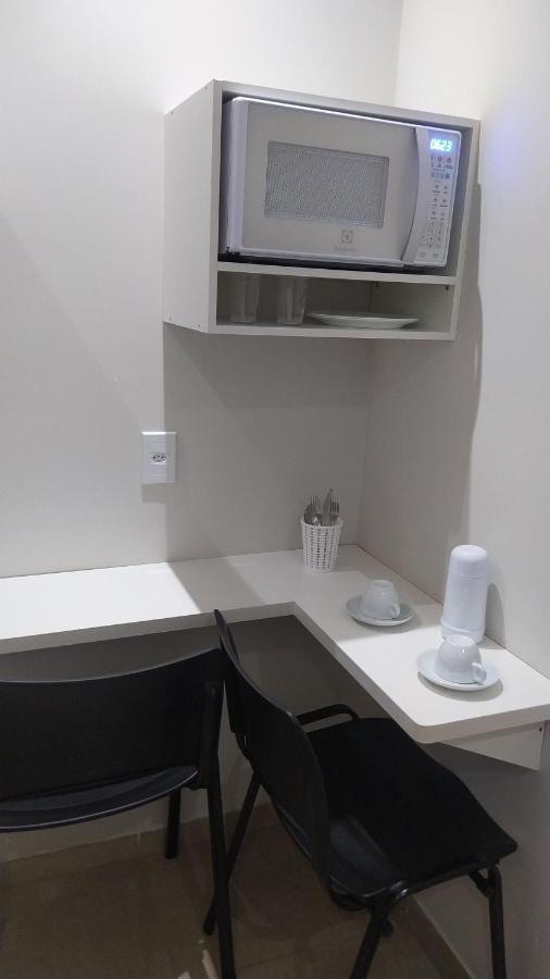 Pousada Quarto Casal Com Ar,Frigobar, Garagem 阿帕雷西达 外观 照片